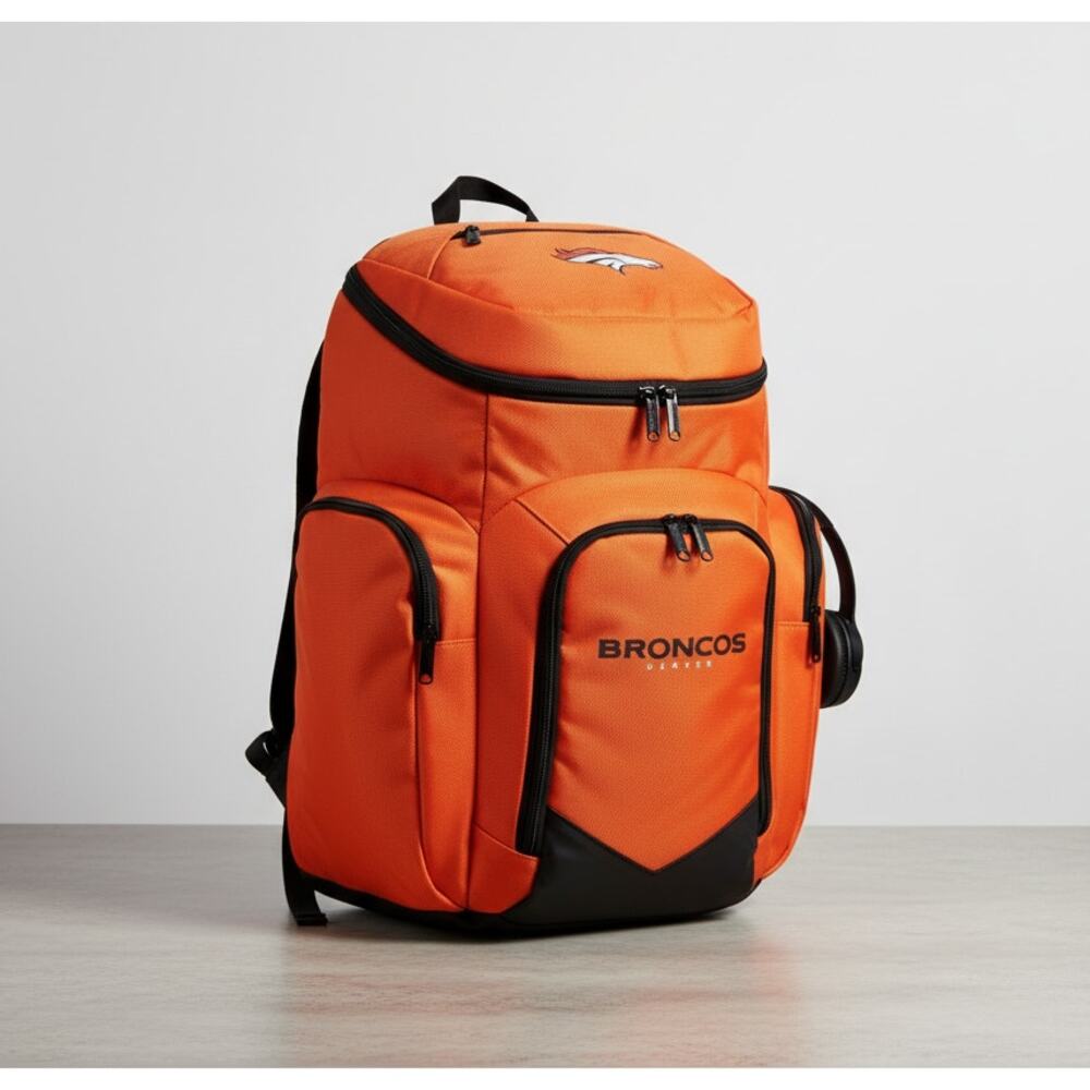 🆕 FOCO Denver Broncos Heavy Duty  Denier Nylon 36L Travelers Backpack